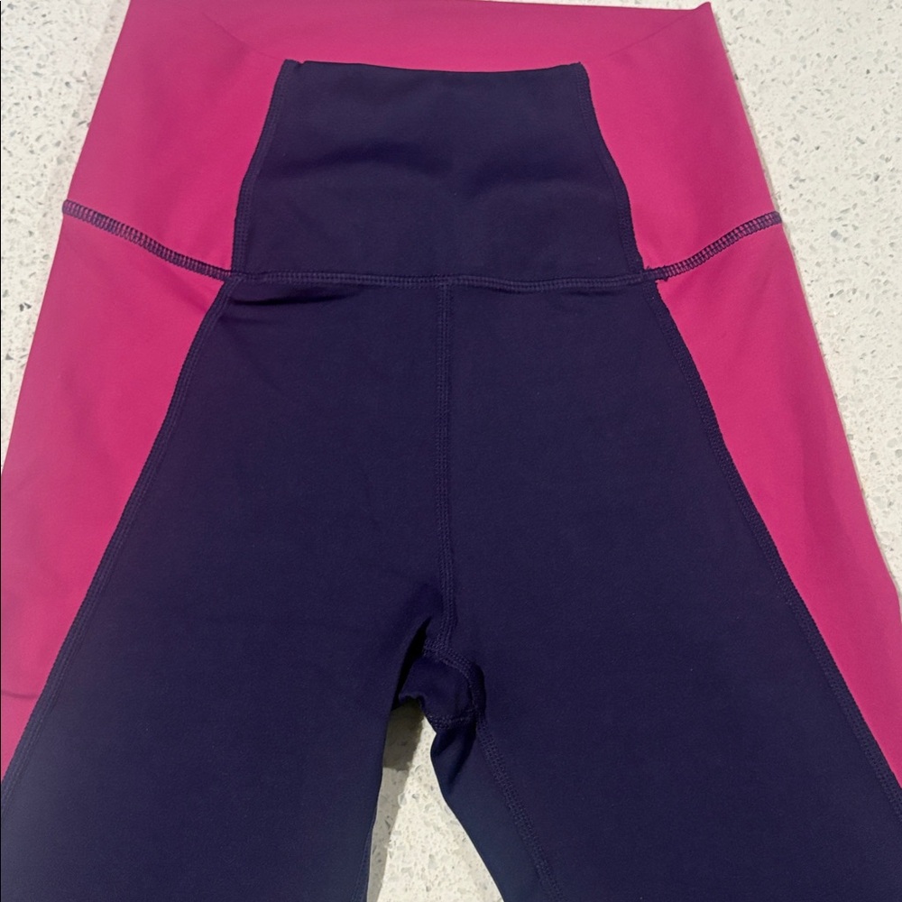 Wilo Athleisure 7/8 High-Rise Yoga Pants Navy Pink Size S NWT - Picture 6 of 6